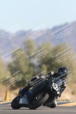 media/Oct-30-2025-Racers Edge (Thu) [[dabbdaf680]]/2-A Group/Session 5 (Turn 7)/